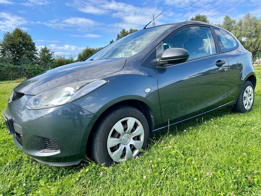 Mazda 2 147.457 km 2.000 € Rostock 18147
