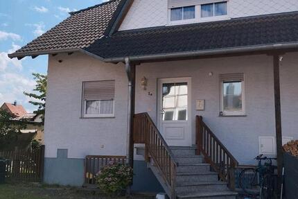 Haus Reinhardshagen - 5 Zimmer, 109 m&sup2;, 250.000&euro; | Angebot:27167996