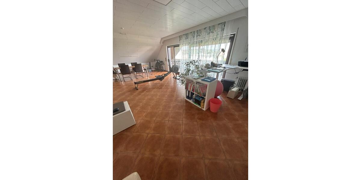 Dachgeschoßwohnung Appenweier - 3 Zimmer, 90 m&sup2;, 850&euro; | Angebot:26414257