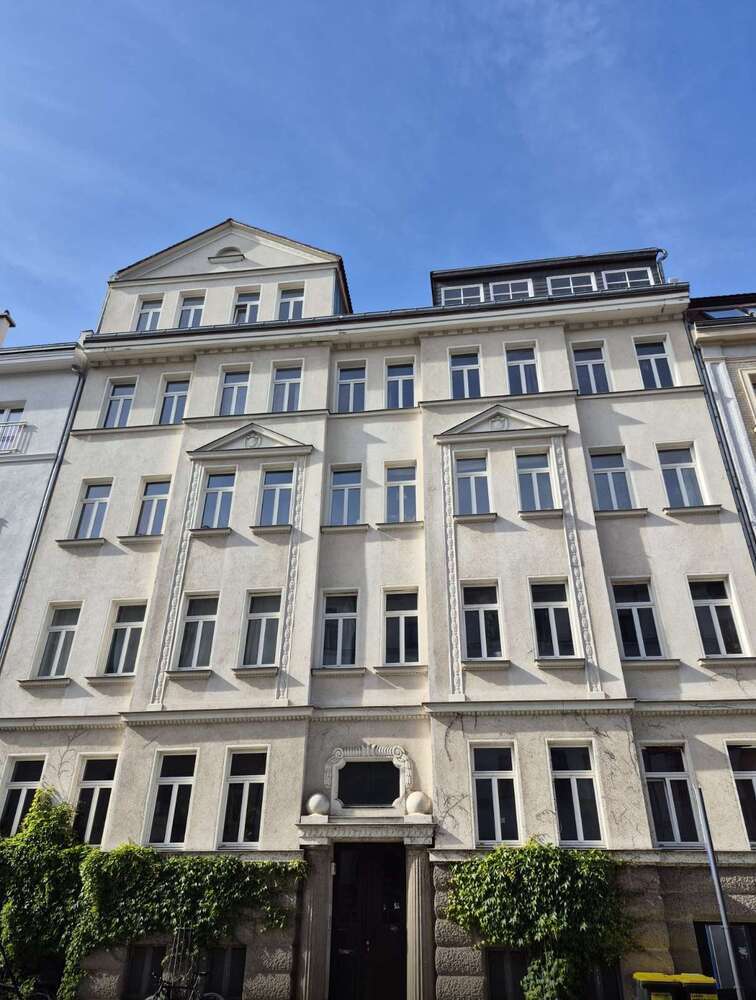 Wohnung zum Kaufen in Leipzig 249.000 € 88 m²