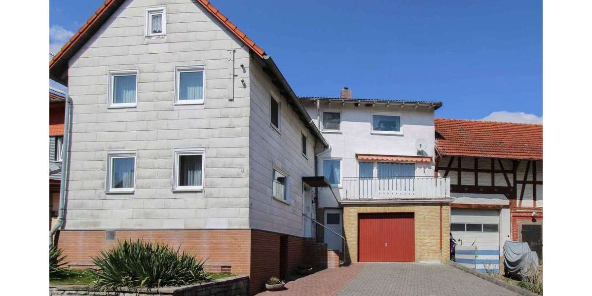 Einfamilienhaus Schenklengsfeld - 7 Zimmer, 151 m&sup2;, 49.000&euro; | Angebot:25106288