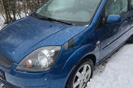 Ford Fiesta 166.000 km 1.250 &euro; Wuppertal 42287