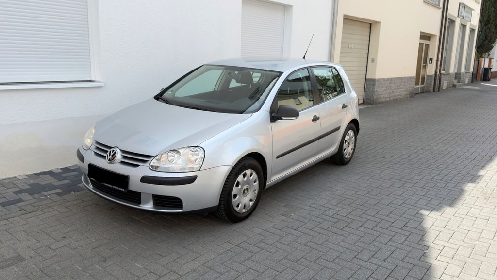 VW Golf 113.542 km 3.900 &euro; Obertshausen 63179