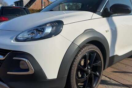 Opel Adam 88.000 km 8.299 &euro; Ganderkesee-Bookholzberg 27777