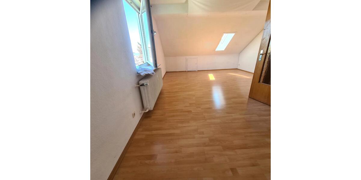 Dachgeschoßwohnung Marburg Cappel - 2 Zimmer, 45 m&sup2;, 600&euro; | Angebot:26312760