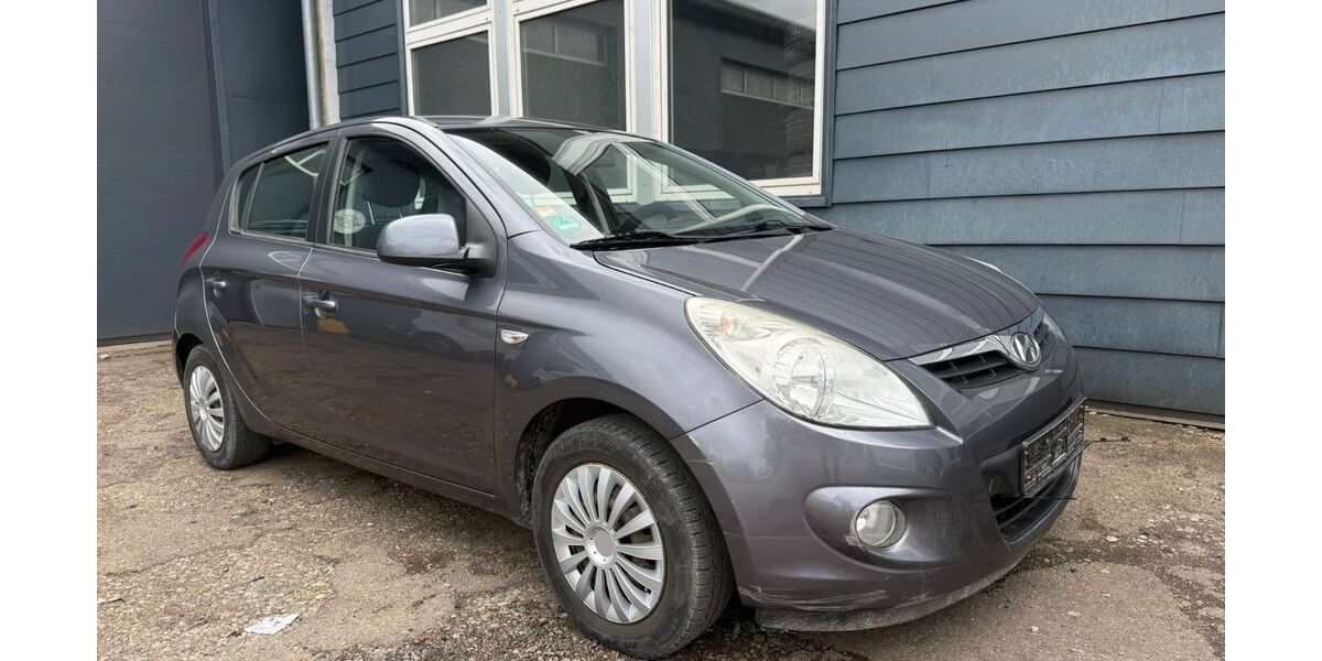 Hyundai i20 236.703 km 1.999 &euro; Neu-Ulm 89231