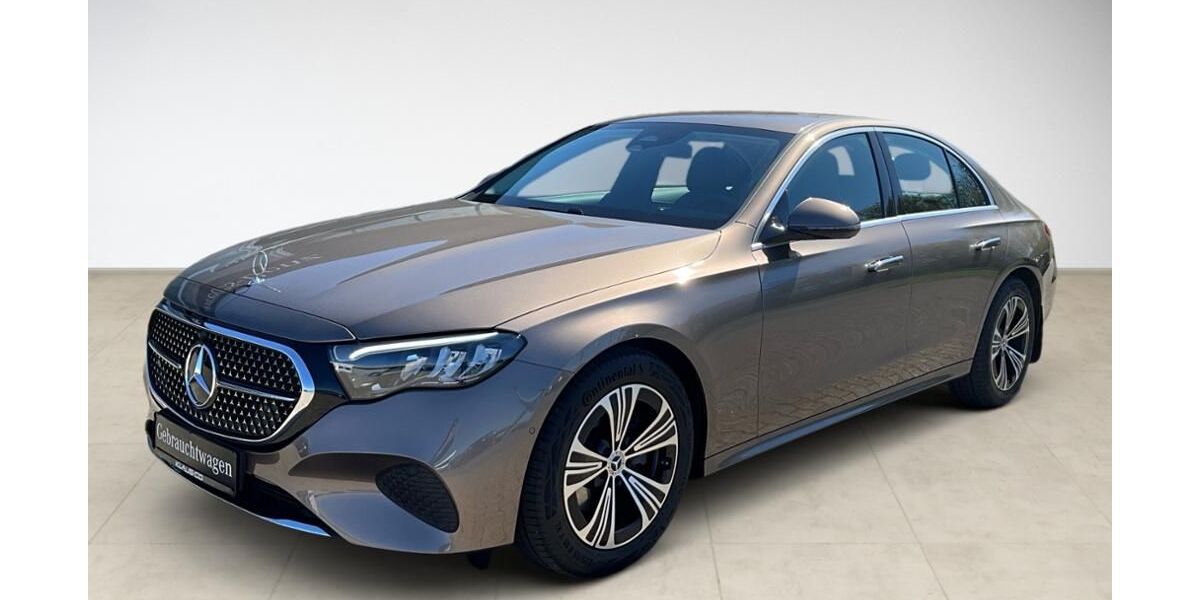 Mercedes-Benz E 220 27.100 km 41.110 &euro; Niebüll 25899