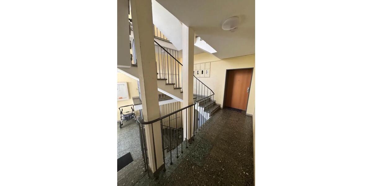 Erdgeschoßwohnung Bergisch Gladbach - 2 Zimmer, 65 m&sup2;, 220.000&euro; | Angebot:24732767