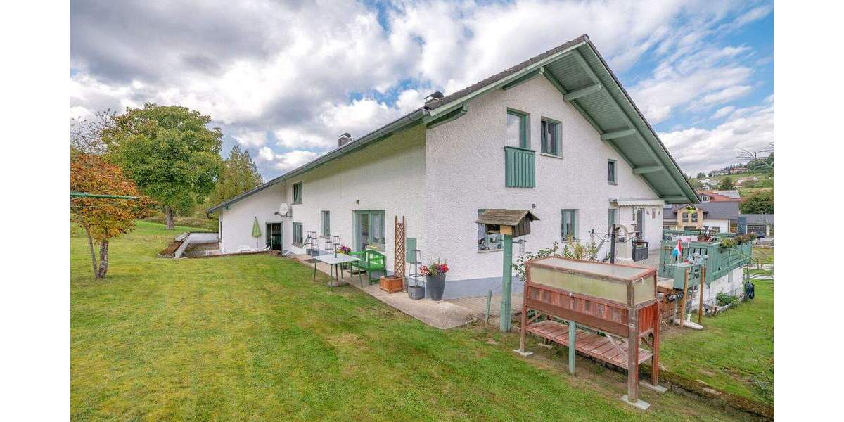 Mehrfamilienhaus, Wohnhaus Neureichenau - 1 Zimmer, 380 m&sup2;, 315.000&euro; | Angebot:25696552
