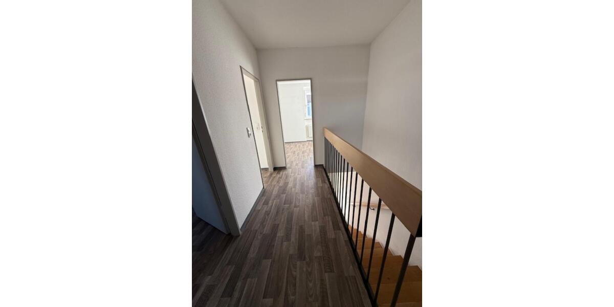 Reihenhaus Bad Windsheim - 4 Zimmer, 105 m&sup2;, 1.050&euro; | Angebot:24715188