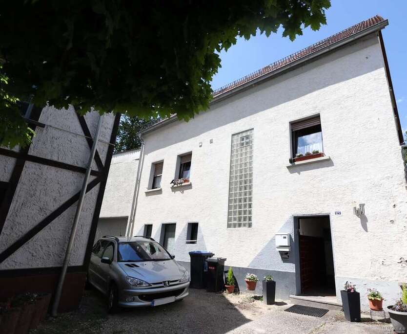 Haus zum Kaufen in Sankt Ingbert Oberwürzbach 157.000 € 128 m²