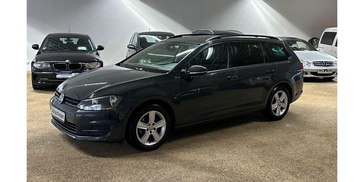 VW Golf 221.500 km 8.800 &euro; Kiel 24146
