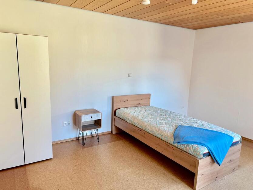 SGE-IMMO WG- Zimmer zu vermieten