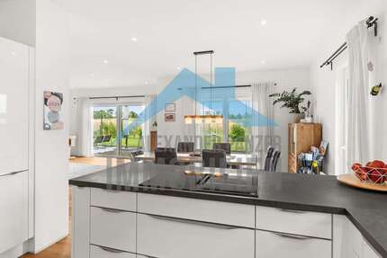 Haus zum Kaufen in Fritzlar 599.500 € 220 m² 5.5 zimmer