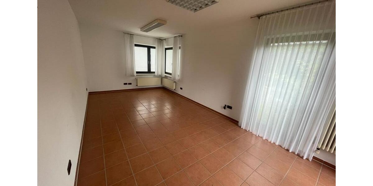 Bungalow Lohne (Oldenburg) - 11 Zimmer, 177 m&sup2;, 529.000&euro; | Angebot:26870841