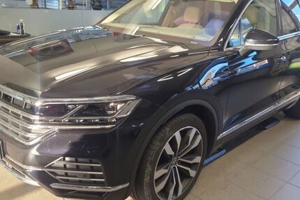 VW Touareg 62.000 km 51.980 &euro; Ronnenberg (bei Hannover) 30952