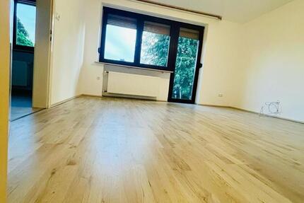 Haus Helmbrechts - 5 Zimmer, 102 m&sup2;, 920&euro; | Angebot:24832216