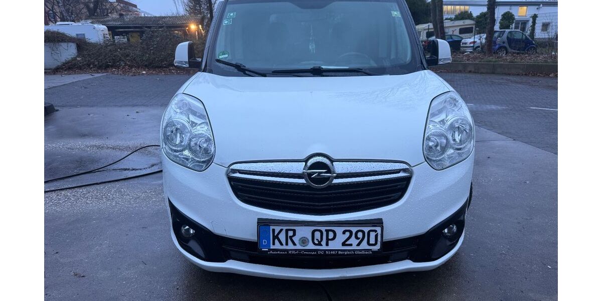 Opel Combo 240.000 km 5.000 &euro; Mönchengladbach 41065