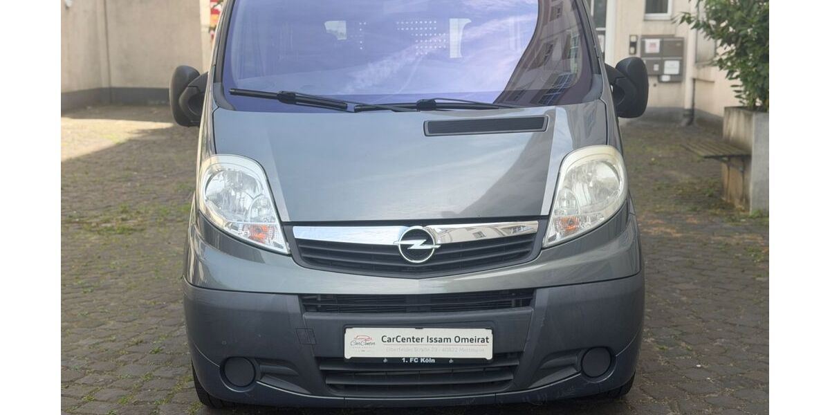 Opel Vivaro 225.000 km 7.950 &euro; Mettmann Stadtwald Bahnhof 40822