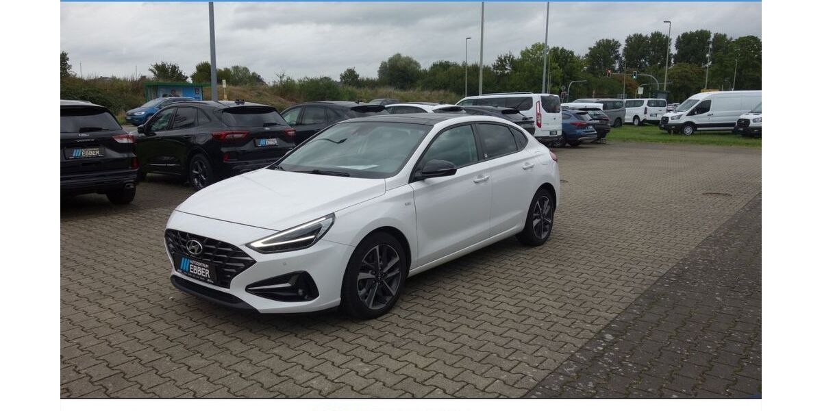 Hyundai i30 62.300 km 18.972 &euro; Rees 46459