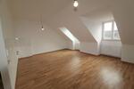 Dachgeschoßwohnung Dachau - 3 Zimmer, 87 m&sup2;, 1.527&euro; | Angebot:25387255