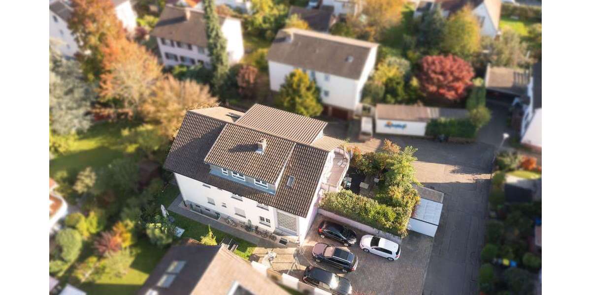 Haus zum Kaufen in Gundelfingen 1.149.000 € 378 m² 14 zimmer
