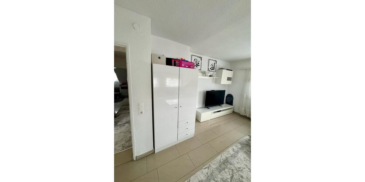Dachgeschoßwohnung Hanau - 3 Zimmer, 85 m&sup2;, 850&euro; | Angebot:26019522