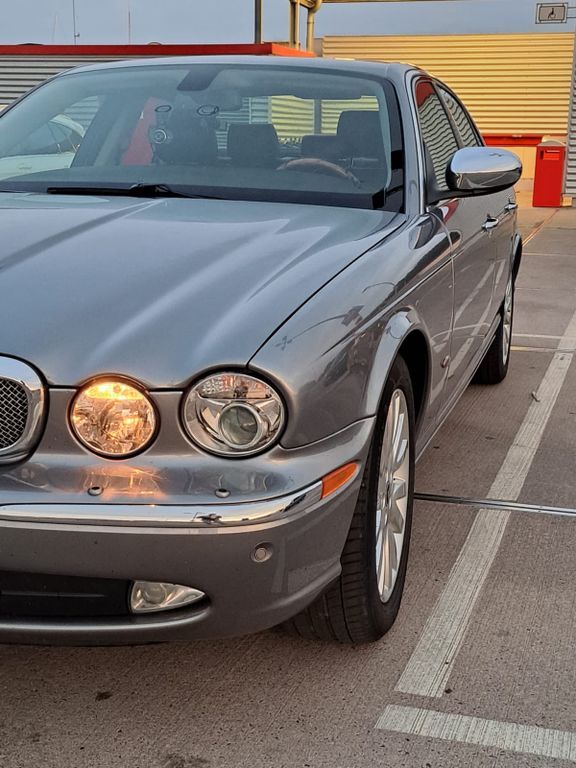 XJ