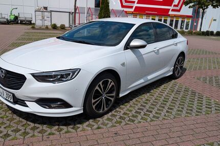 Opel Insignia 124.000 km 12.900 &euro; Dortmund 44143
