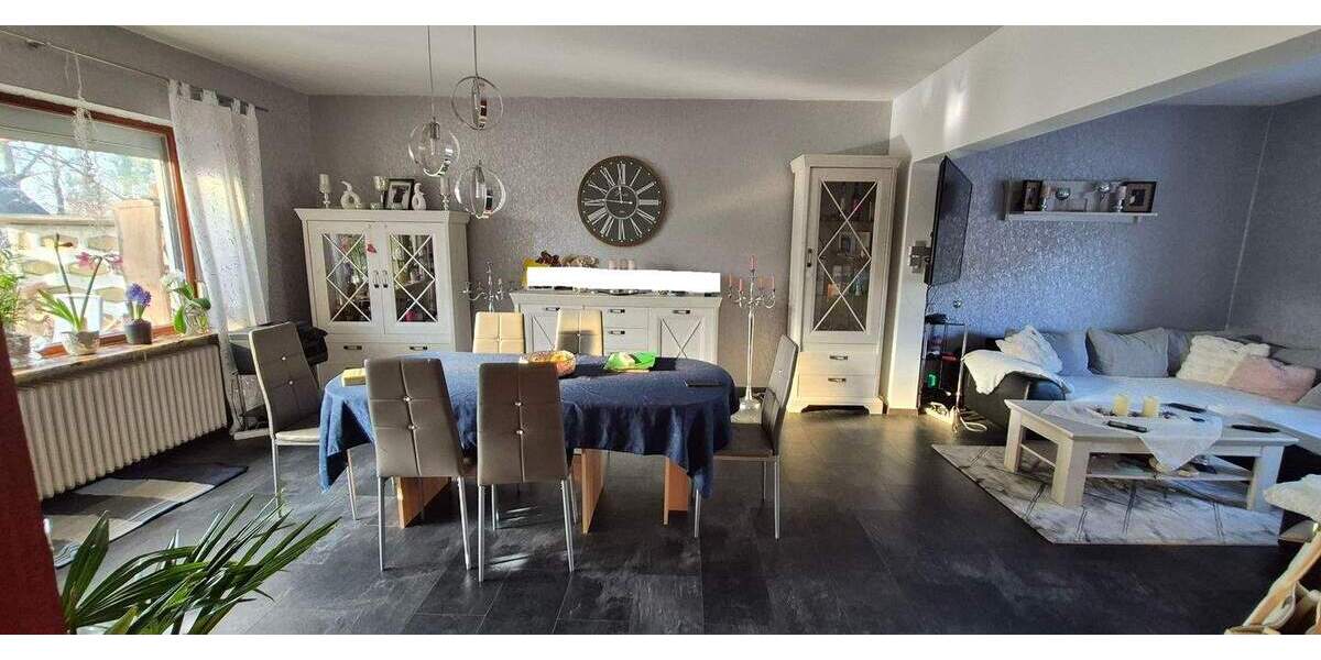 In ruhiger Sackgassenlage * 1-2 Familienhaus * Küche mit EBK * 2 Bäder * Vollkeller * Garage - Einfamilienhaus Höhbeck Brünkendorf | Angebot:24858335