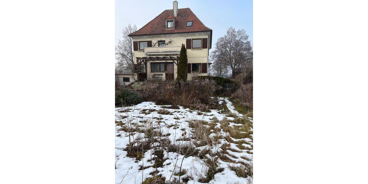 Einfamilienhaus Donaueschingen - 8 Zimmer, 250 m&sup2;, 420.000&euro; | Angebot:26961251