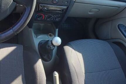 Renault Clio 198.000 km 1.980 &euro; Pirna 01796