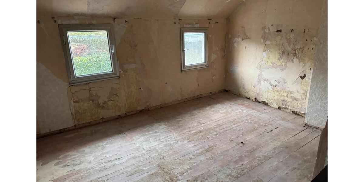 Einfamilienhaus Kall - 6 Zimmer, 100 m&sup2;, 70.000&euro; | Angebot:27121368