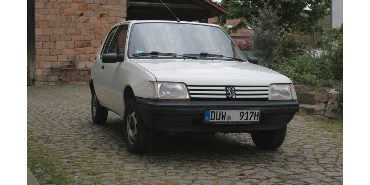 Peugeot 205 85.000 km 2.500 &euro; Meckenheim 67149