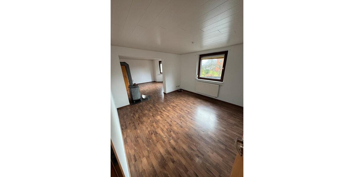 Einfamilienhaus Hennef (Sieg) - 4 Zimmer, 146 m&sup2;, 1.250&euro; | Angebot:25261333