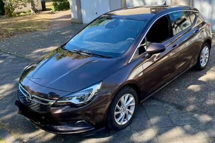 Opel Astra 121.320 km 9.490 &euro; Düsseldorf 40598