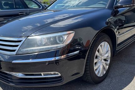 VW Phaeton 185.000 km 11.500 &euro; Siegen 57076