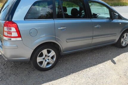 Opel Zafira 90.000 km 5.500 &euro; Wiesbaden 65207
