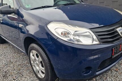 Dacia Sandero 112.000 km 1.490 &euro; Oberhausen 46145