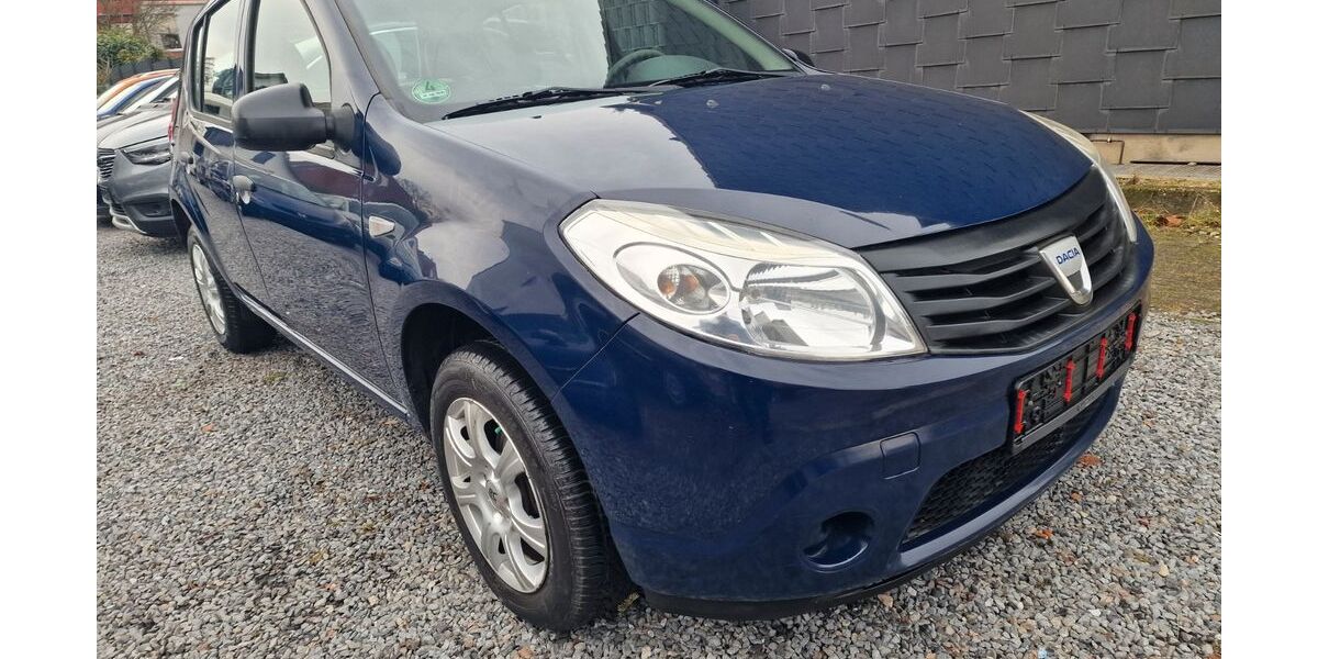 Dacia Sandero 112.000 km 1.490 &euro; Oberhausen 46145