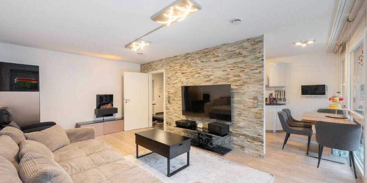 AIGNER - Ideal als 4er ( evtl. 5er) WG-Wohnung geeignet nh. Campeon Infineon 4 zimmer