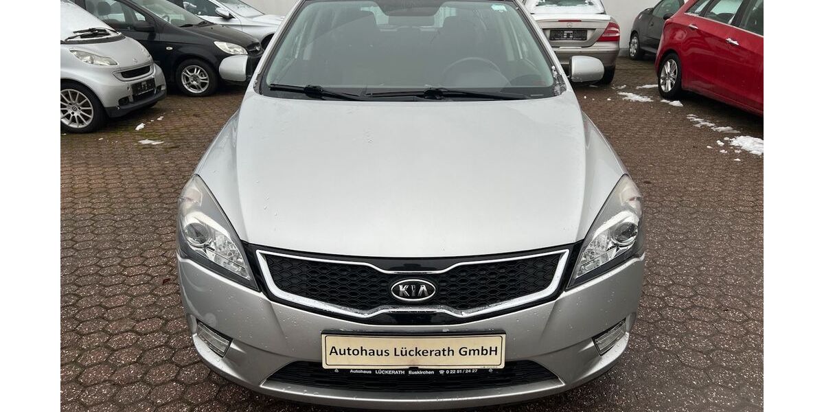 Kia ceed / Ceed 126.000 km 6.990 &euro; Euskirchen 53879