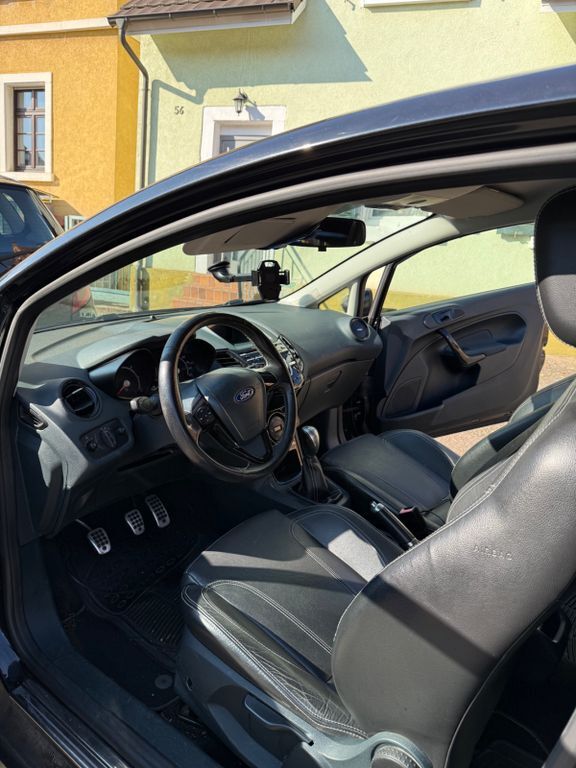 Ford Fiesta 217.450 km 3.500 € Lahr Schwarzwald 77933