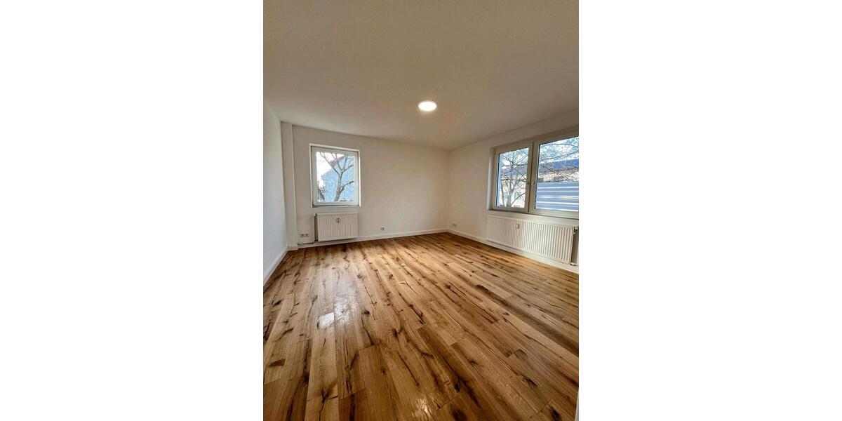 Modernisierte 3 Zimmer Wohnung *leerstehend* 3 zimmer