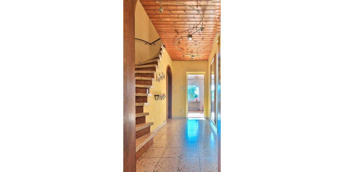 Reihenhaus Lauf an der Pegnitz - 5 Zimmer, 132 m&sup2;, 459.000&euro; | Angebot:26109120