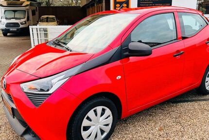 Toyota Aygo (X) 30.000 km 10.980 € Moers 47445