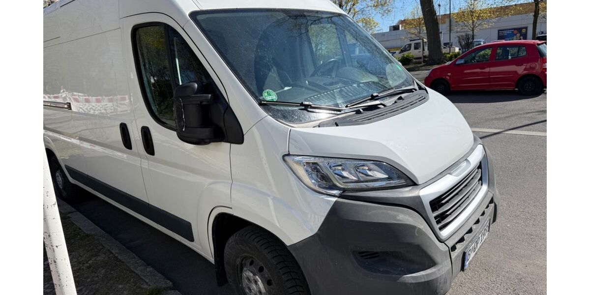 Peugeot Boxer 106.000 km 10.499 &euro; Berlin 10823
