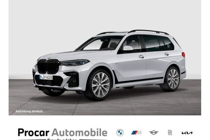 BMW X7 M50