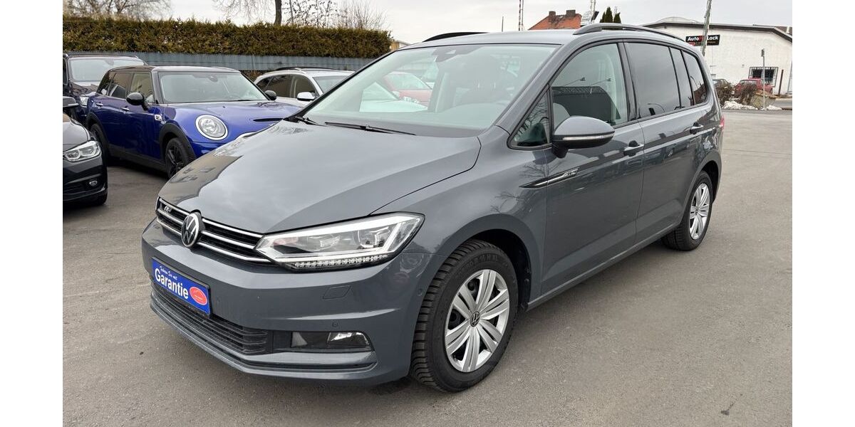 VW Touran 65.600 km 26.999 &euro; Kassel 34123