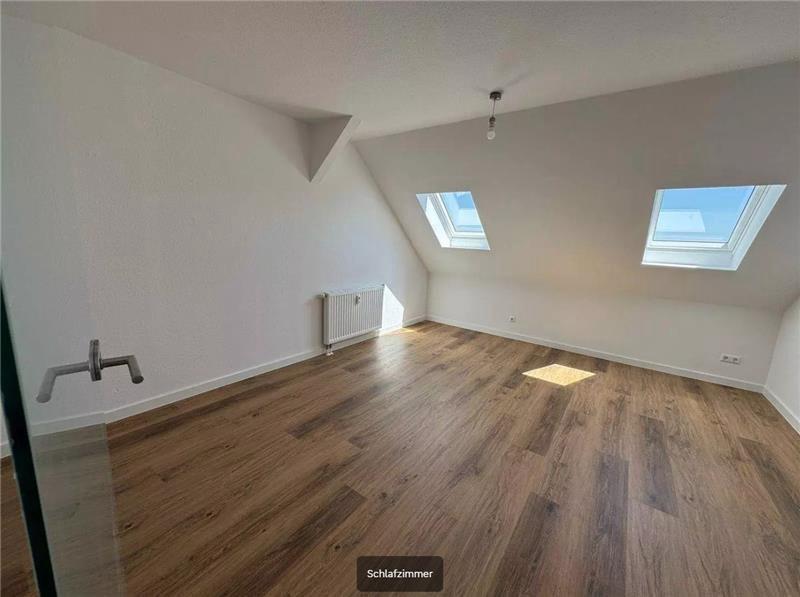 Dachgeschoßwohnung Zwickau - 3 Zimmer, 86 m&sup2;, 99.000&euro; | Angebot:27437698
